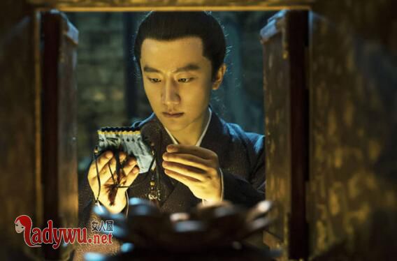 白居易和杨贵妃什么关系