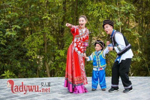 陈小春怎么追到应采儿的