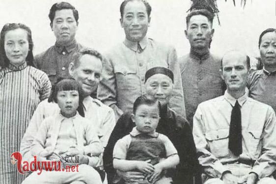 戴笠后人今何在