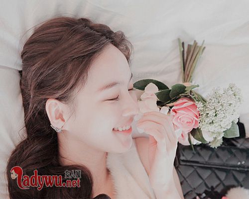 属鸡男人如何经营爱情