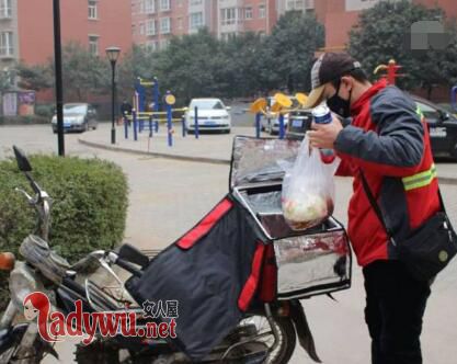 外卖潜规则被曝光