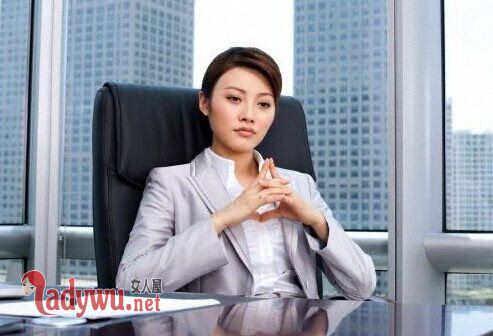 女领导的秘密情人
