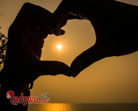 男友忽冷忽热是真心吗