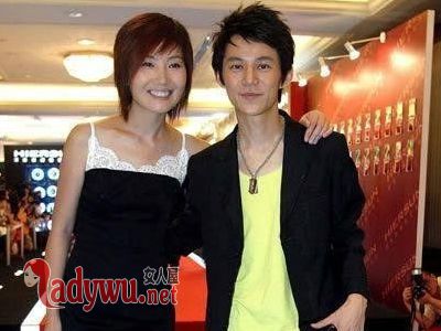 何炅的老婆是谁