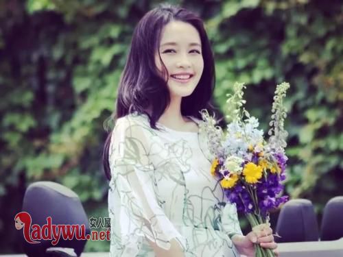 邓伦的老婆叫什么