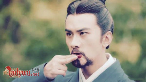 司马师眼睛怎么瞎的