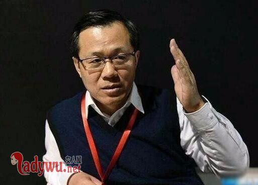 卓伟为什么谁都不怕