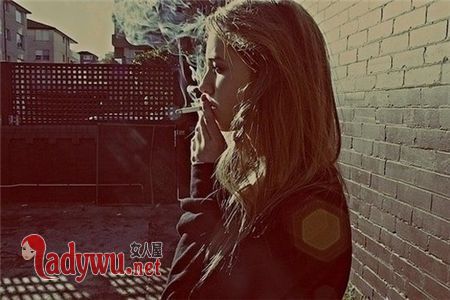 女人恋爱前后的变化