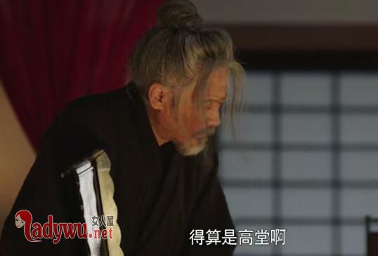 侯吉为什么说司马懿是个赞