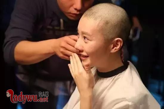 王鹤润整容了吗