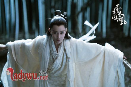 凤囚凰王意之喜欢的女子是谁