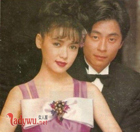 王杰和莫绮雯离婚原因