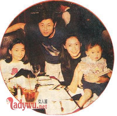 王杰和莫绮雯离婚原因