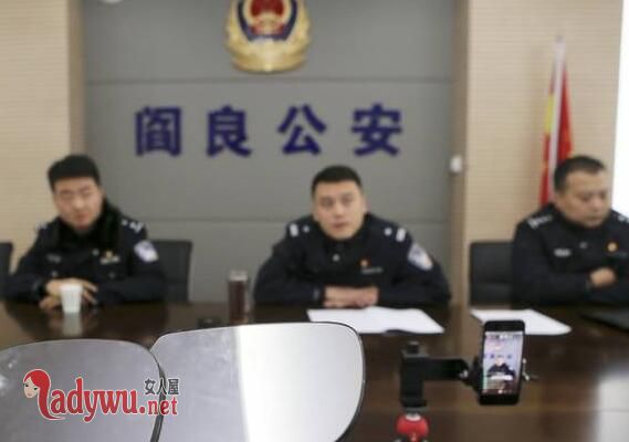 盗后视镜留勒索条