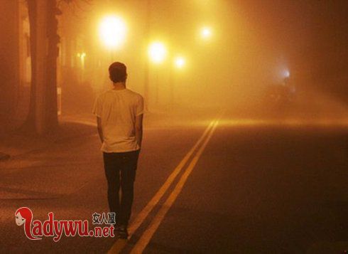 相亲女不回微信的心理