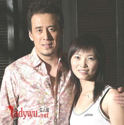 杨坤新恋情疑曝光