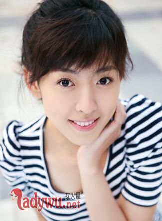 和平饭店窦夫人扮演者是谁