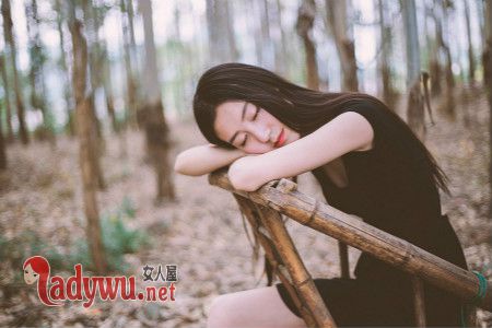 处女男不主动联系你为什么