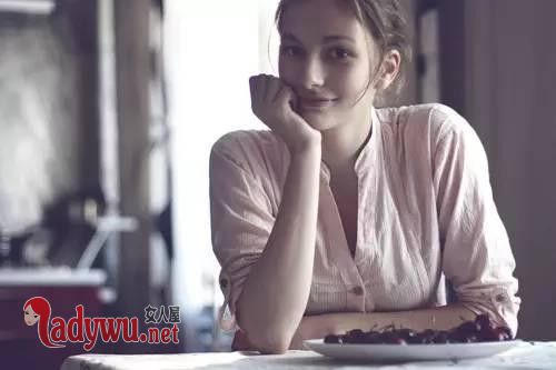 女人越淡定男人越喜欢