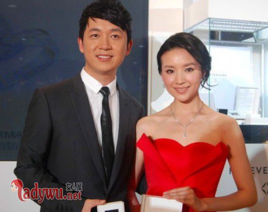 潘粤明董洁离婚原因