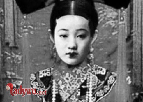 1992年故宫宫女原照片