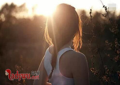 男人不给女人花钱说明什么