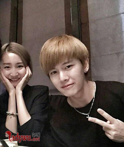 任嘉伦孩子是男孩还是女孩