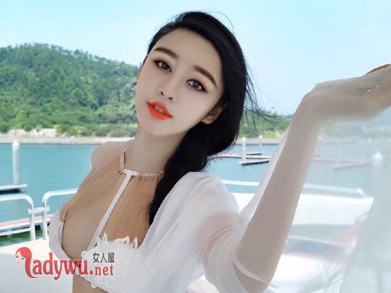 何承熹为什么那么有钱