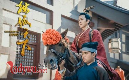 独孤曼陀和李昞差几岁