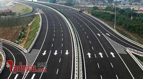 中国首条超级公路