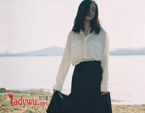 女友寝室顺便上她闺蜜那