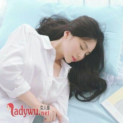 男人舌吻女人代表什么