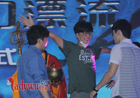 刘芮麟为什么打佟大为