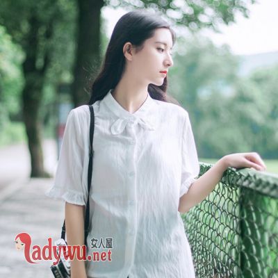 男人强吻女人代表什么