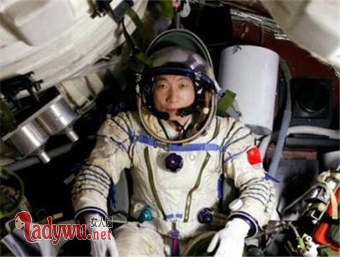 为什么说杨利伟是假的