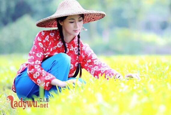 绝色村妇的滥情人生