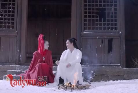 银雪喜欢暗夜冥吗