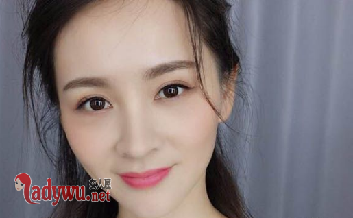 妈妈是超人邓莎什么时候结婚的