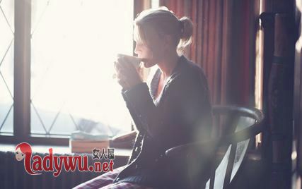 双子女恋爱时的表现