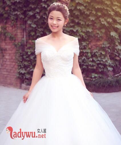 王莎莎澄清结婚传闻