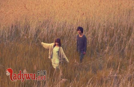分手后女人想复合前兆