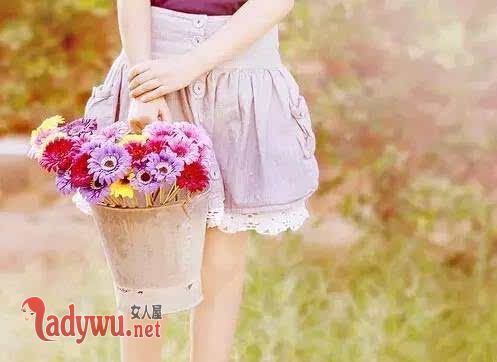 分手后女人想复合前兆