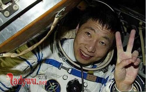杨利伟为什么不再上天
