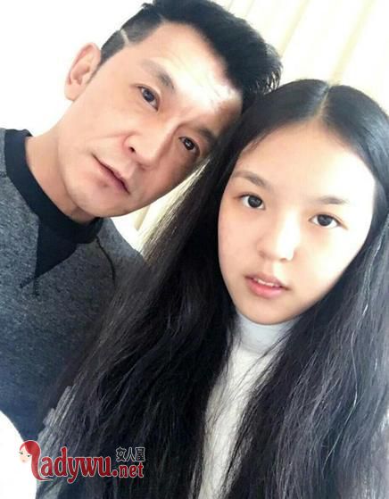 李咏为什么离开央视