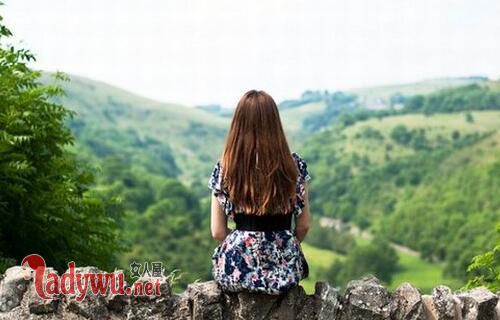 村里寡妇半夜敲门求帮忙