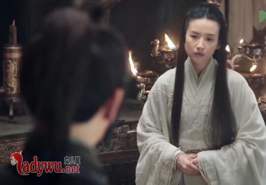 三国机密东方淳是谁什么背景
