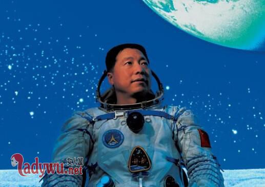 杨利伟不再是杨利伟