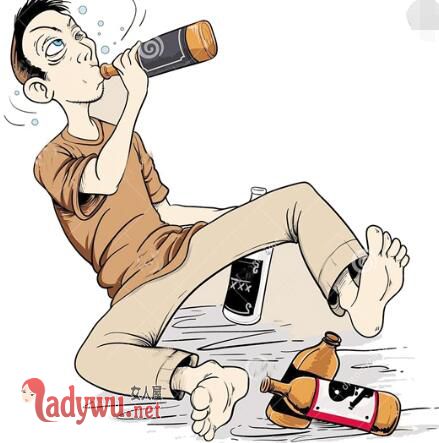 醉汉开急救车狂奔