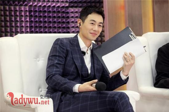 朱亚文为什么人缘不好