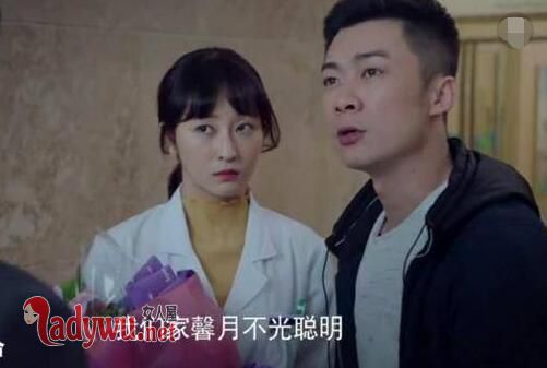 真爱的谎言之破冰者黄馨月喜欢乔梁吗